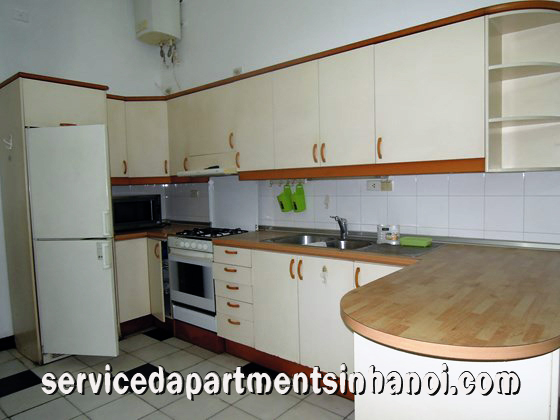 Căn hộ dịch vụ 2 phòng ngủ, rộng rãi cho thuê tại quận Hai Bà Trưng 4