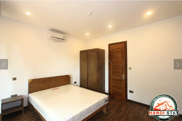 Căn hộ dịch vụ 2 phòng ngủ với nội thất hiện đại và mới ở phố Đặng Thai Mai, Tây Hồ 5