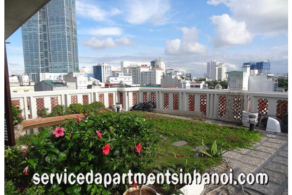 Căn hộ dịch vụ 2 phòng ngủ với sân thượng tuyệt đẹp cho thuê tại Đào Tấn, Ba Đình