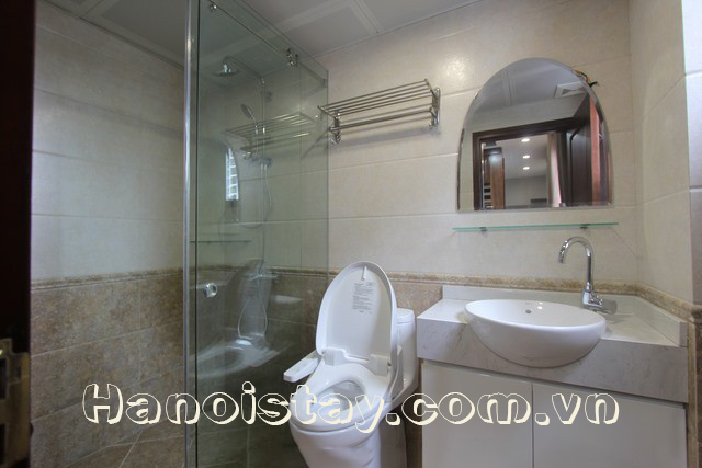 Căn hộ dịch vụ cho người nước ngoài thuê khu vực Linh Lang, quận Ba Đình 10