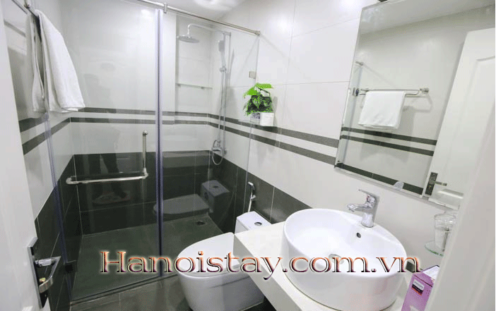 Căn hộ dịch vụ chuyên cho người nước ngoài thuê trên phố Tô Ngọc Vân, Tây Hồ, Hà Nội. 8