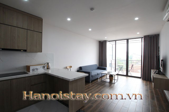 Căn Hộ Dịch Vụ Full Đồ Và Có Ban Công Lớn Cho Thuê Tại Tô Ngọc Vân, Quận Tây Hồ 2