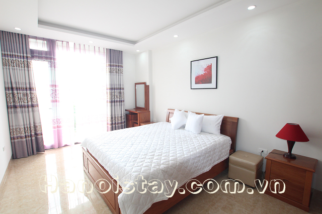 Căn hộ dịch vụ giá rẻ tại khu vực Âu Cơ, quận Tây Hồ cho thuê với nội thất đầy đủ 1