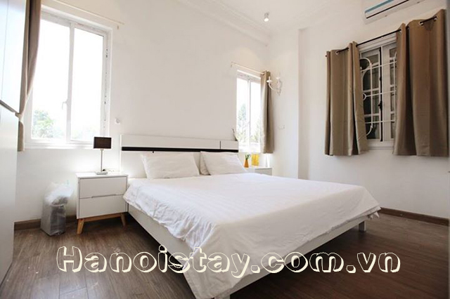 Căn hộ dịch vụ thoáng mát, nhiều ánh sáng cho thuê khu Đặng Thai Mai, Tây Hồ 8