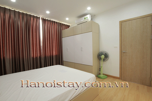 Căn Hộ Full Dịch Vụ Và Nội Thất Cho Thuê Tại Tây Hồ, Tràn Ngập Ánh Sáng Tự Nhiên 4