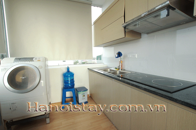 Căn Hộ Full Dịch Vụ Và Nội Thất Cho Thuê Tại Tây Hồ, Tràn Ngập Ánh Sáng Tự Nhiên 7