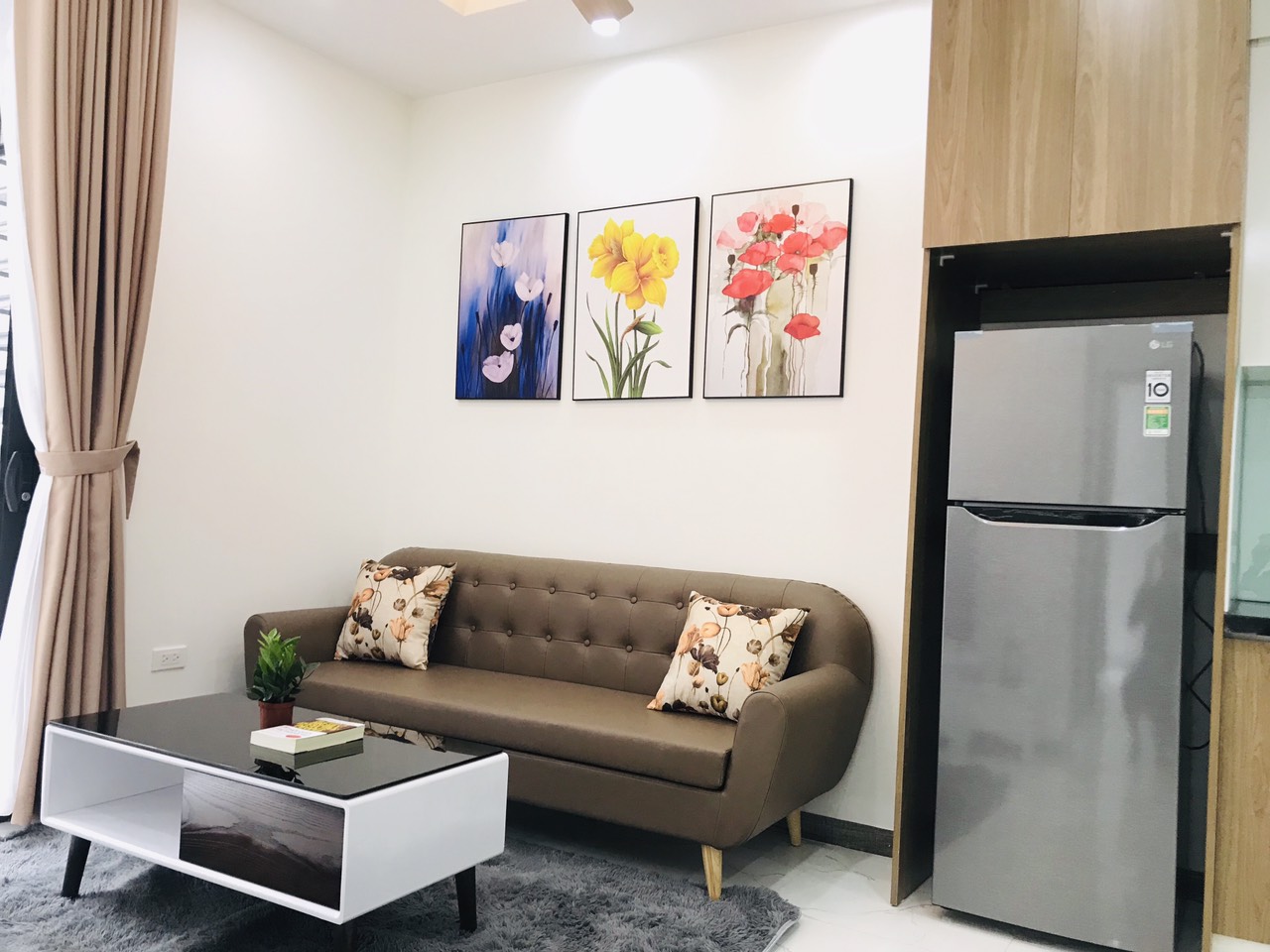 Căn Hộ Tầng 24 Chung Cư Vinhome Greenbay Đầy Đủ Nội Thất Cho Thuê Dài Hạn 4