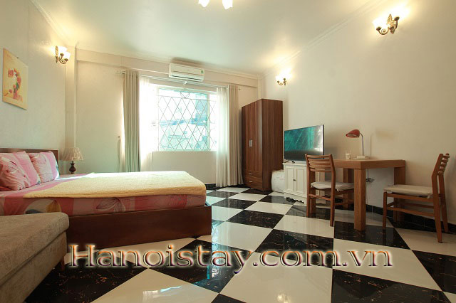 Chỉ với 550usd/tháng bạn có thể thuê được căn hộ có bể bơi gần Vincom Center quận Hai Bà Trưng 6