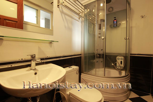 Chỉ với 550usd/tháng bạn có thể thuê được căn hộ có bể bơi gần Vincom Center quận Hai Bà Trưng 8