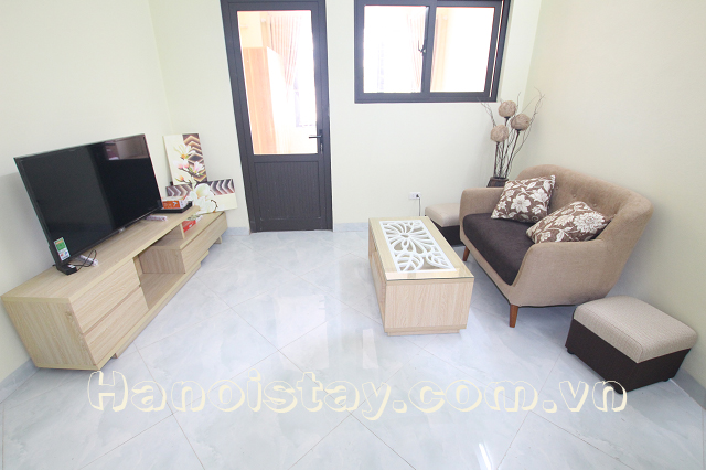 Chính chủ cần cho thuê căn hộ giá rẻ nhất khu vực Đội Cấn, quận Ba Đình 1