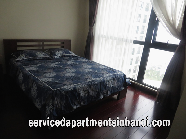 Chính chủ cho thuê căn hộ chung cư 2 phòng ngủ, view đẹp tại Royal City 4