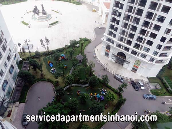 Chính chủ cho thuê căn hộ chung cư 2 phòng ngủ, view đẹp tại Royal City 7