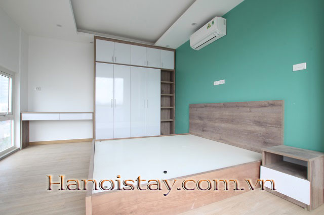 Chính Chủ Cho Thuê Căn Hộ Đẹp, 100% Mới, Giá Hợp Lý Tại Quận Tây Hồ 2