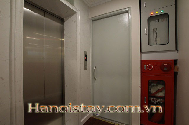 Chính Chủ Cho Thuê Căn Hộ Dịch Vụ Full Nội Thất, Có Ban Công Và View Đẹp Ở Tây Hồ 3