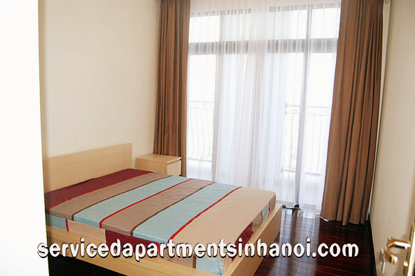 Chính chủ cho thuê căn hộ hiện đại ở tầng cao Royal City 5