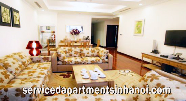 Chính chủ cho thuê căn hộ rộng rãi, full nội thất tại R1 Tower, Royal City 2