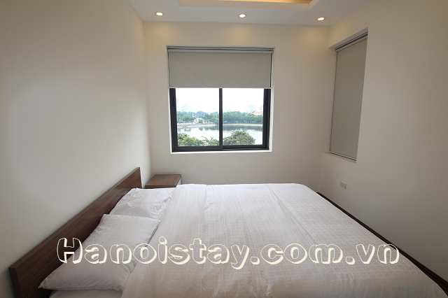 Chính chủ có căn hộ 2 phòng ngủ view Hồ cho thuê gần Công viên Thống Nhất 4