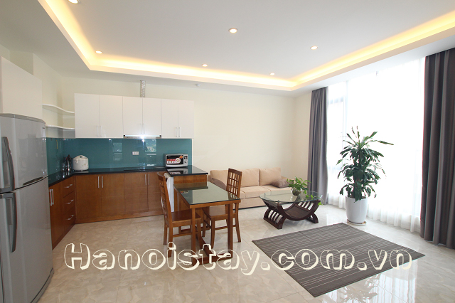 Chính chủ có căn hộ 2 phòng ngủ view Hồ cho thuê gần Công viên Thống Nhất 1