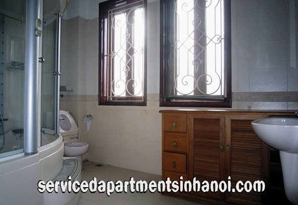 Cho thuê biệt thự có 5 phòng ngủ, có sân vườn rộng ở Nghi Tàm, Tây Hồ 8