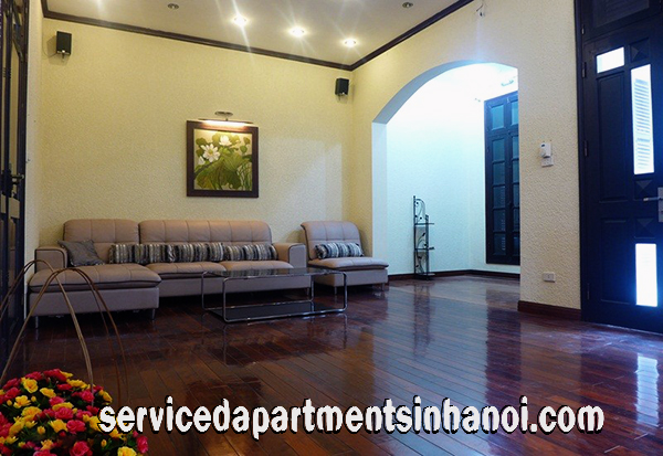 Cho thuê biệt thự Đặng Thai Mai, Tây Hồ diện tích 150m2/sàn 1