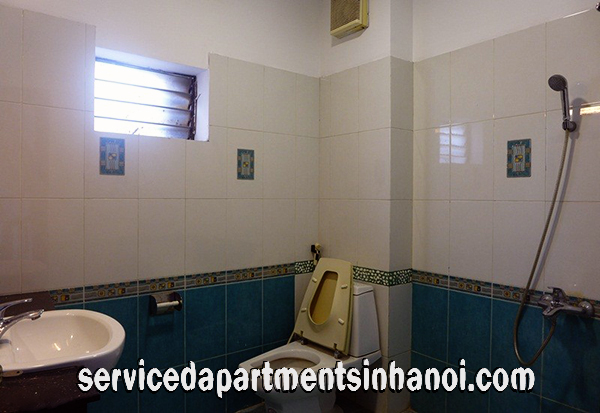 Cho thuê biệt thự Đặng Thai Mai, Tây Hồ diện tích 150m2/sàn 12