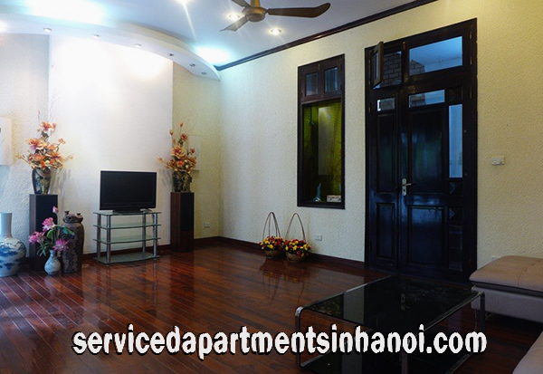 Cho thuê biệt thự Đặng Thai Mai, Tây Hồ diện tích 150m2/sàn 2