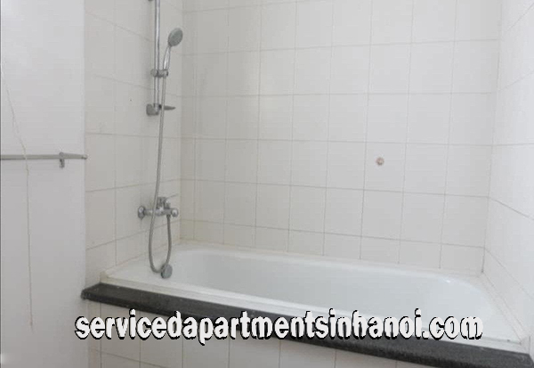 Cho thuê biệt thự sân vườn 400m2 giá hấp dẫn tại Tây Hồ 10