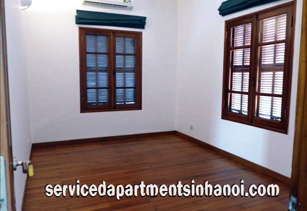 Cho thuê biệt thự sân vườn 400m2 giá hấp dẫn tại Tây Hồ 12