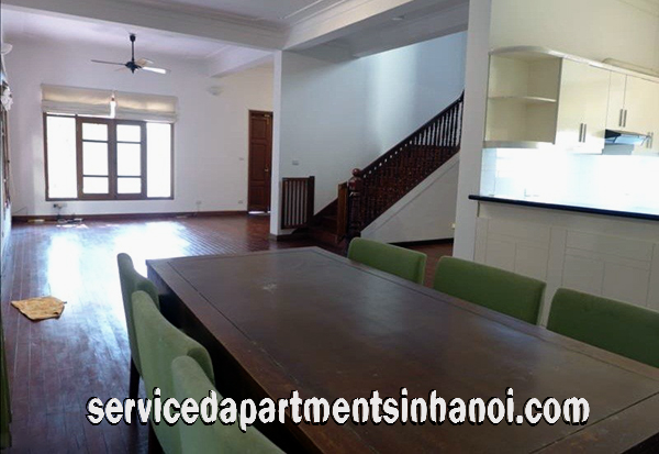 Cho thuê biệt thự sân vườn 400m2 giá hấp dẫn tại Tây Hồ 13