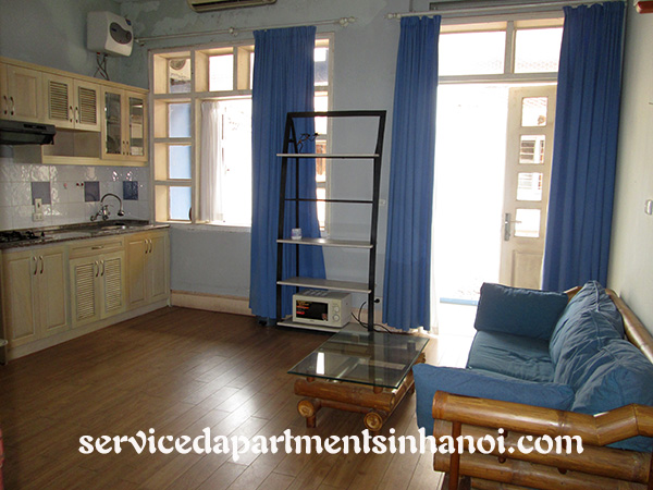 Cho thuê căn hộ 1 phòng ngủ giá rẻ phố Thụy Khuê, Ba Đình 1