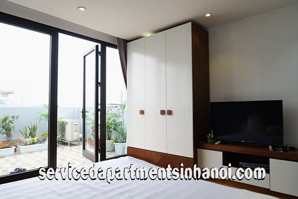 Cho thuê căn hộ 1 phòng ngủ hiện đại gần hồ Hoàng Cầu 1