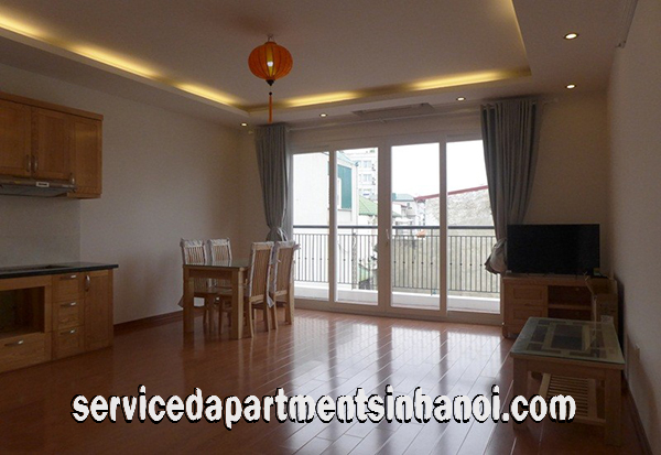 Cho thuê căn hộ 1 phòng ngủ phố Đặng Thai Mai, Tây Hồ