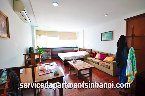 Cho thuê căn hộ 1 phòng ngủ phố Nguyễn Khắc Hiếu, quận Ba Đình 1