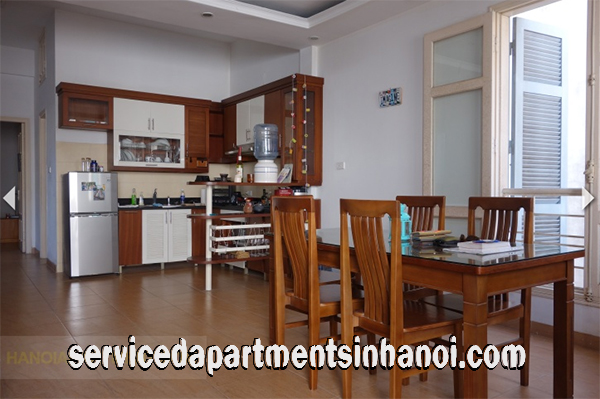 Cho thuê căn hộ 1 phòng ngủ rộng gần hồ Tây 3