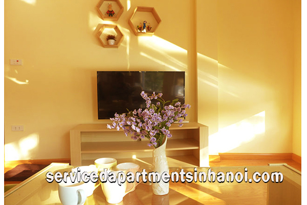 Cho thuê căn hộ 1 phòng ngủ view hồ Trúc Bạch, Ba Đình 6