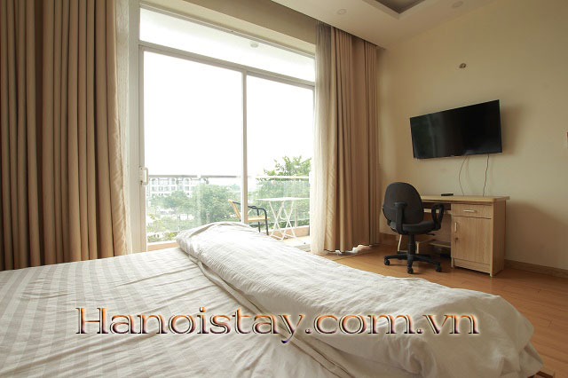 Cho Thuê Căn Hộ 110m2 Cạnh Hồ Tây, Có Ban Công Thoáng Mát, Giá Cực Tốt 2