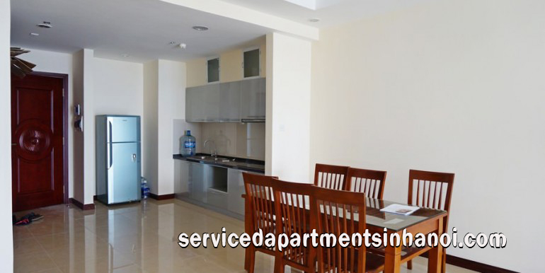 Cho thuê căn hộ 2 phòng ngủ đầy đủ nội thất tại Tháp R1 Royal City 3