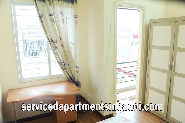 Cho thuê căn hộ 2 phòng ngủ giá rẻ gần Trung Hòa Nhân Chình 1