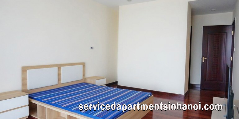 Cho thuê căn hộ 2 phòng ngủ ở tòa R5 Tower, Vinhomes Royal City 9