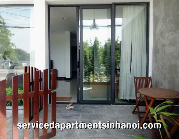 Cho thuê căn hộ 2 phòng ngủ phố Đặng Thai Mai, Tây Hồ 1
