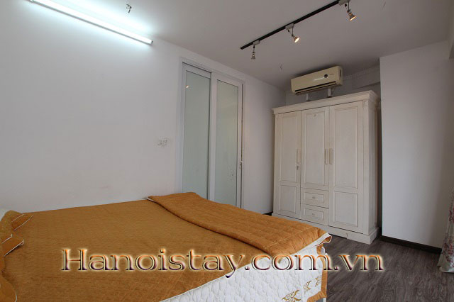 Cho Thuê Căn Hộ 2 Phòng Ngủ Siêu Rẻ Tại Lạc Long Quân, Tây Hồ 14