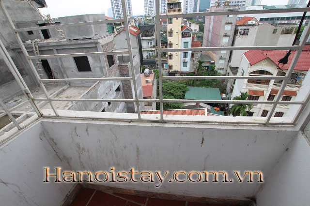 Cho Thuê Căn Hộ 2 Phòng Ngủ Siêu Rẻ Tại Lạc Long Quân, Tây Hồ 5