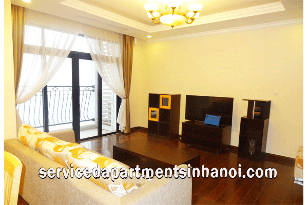 Cho thuê căn hộ 2 phòng ngủ tại R3, khu phức hợp Royal City 1