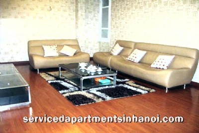 Cho thuê căn hộ 3 phòng ngủ đầy đủ nội thất ở Văn Cao, Ba Đình