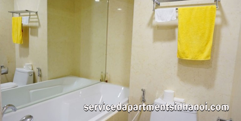 Cho thuê căn hộ cao cấp R2 Tower, Royal City, Hai phòng ngủ, đầy đủ nội thất 15