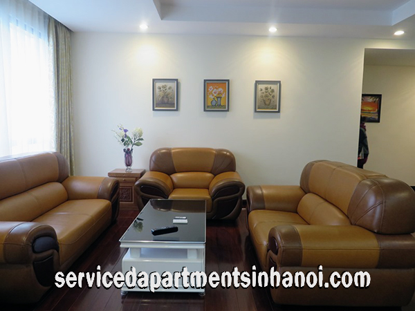 Cho thuê căn hộ chung cư 3 phòng ngủ đầy đủ nội thất tại Royal City 3