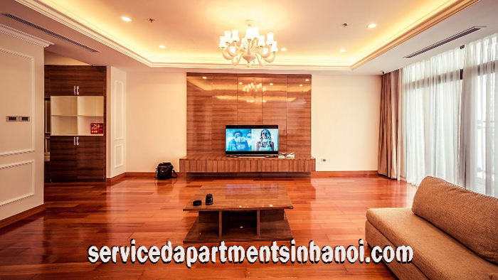 Cho thuê căn hộ chung cư 3 phòng ngủ full nội thất sang trọng tại Royal City 11