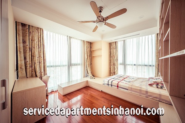 Cho thuê căn hộ chung cư 3 phòng ngủ full nội thất sang trọng tại Royal City 19