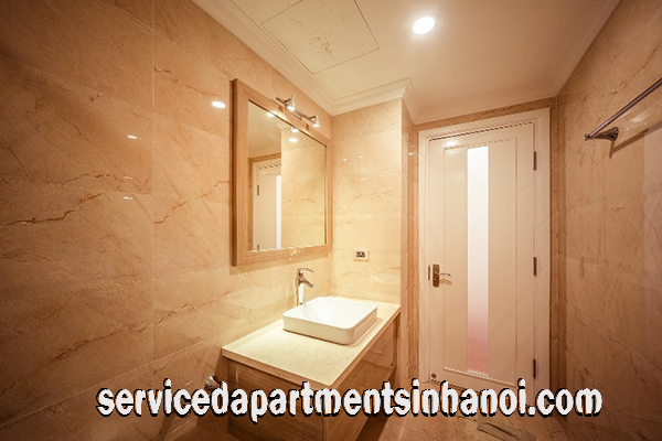 Cho thuê căn hộ chung cư 3 phòng ngủ full nội thất sang trọng tại Royal City 20