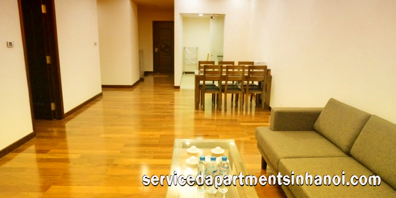 Cho thuê căn hộ chung cư đầy đủ nội thất hiện đại ở Royal City, Thanh Xuân 2